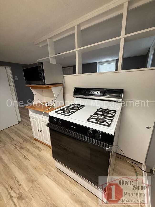Building Photo - Cozy 1 bedroom, 1 bathroom in Independence
