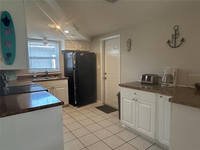 Building Photo - 3201 Elkridge Dr