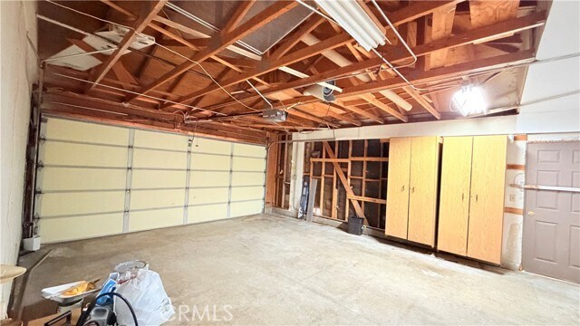 Building Photo - 24856 Sunday Dr