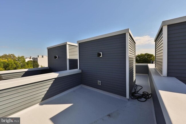 Building Photo - 2207 N Philip St