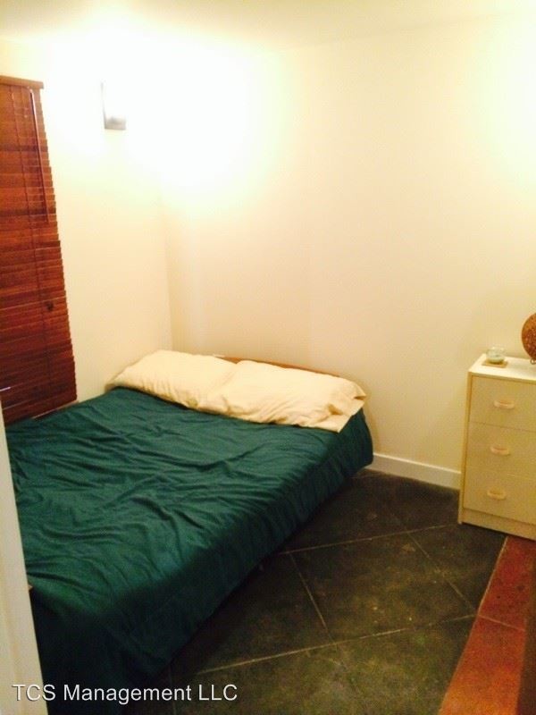 Building Photo - 1201 Fitzwater St