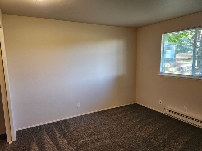 Building Photo - Beautiful 4 bedroom 2 bath Post Falls home for rent!