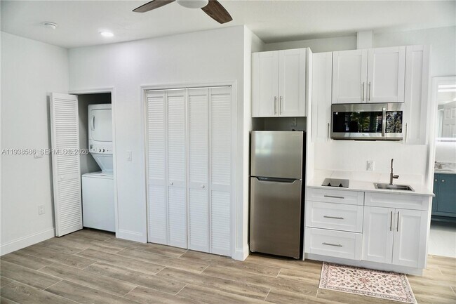 Building Photo - 15762 SW 102nd St