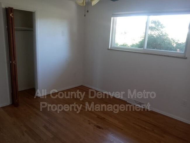 Building Photo - 1610 S Allison St