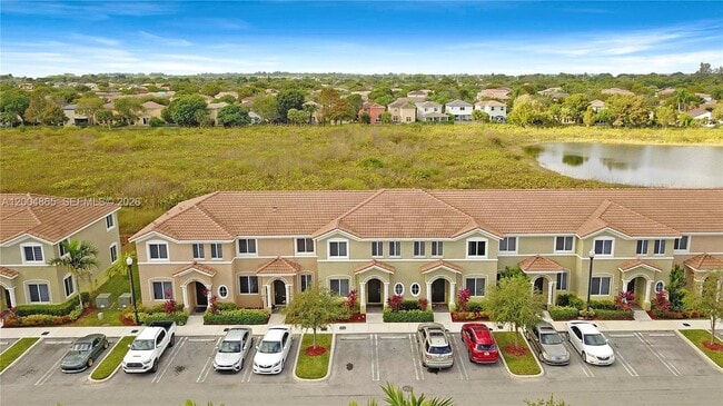 Building Photo - 1052 SE 23rd Ave