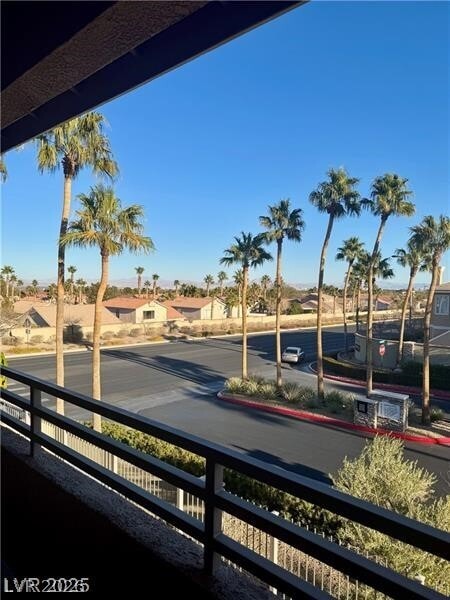 Building Photo - 9901 Trailwood Dr