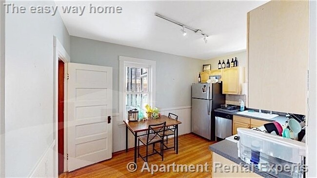 Building Photo - 243 Summer St