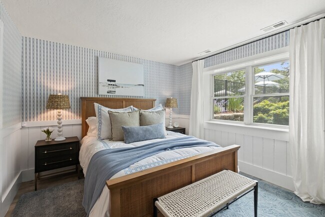 Building Photo - 65 Starboard Ln