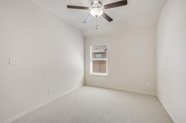 Building Photo - 3316 Amerigo Pl