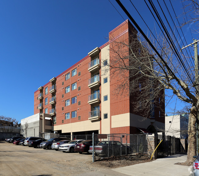 Primary Photo - Walnut Hill Square Apartments