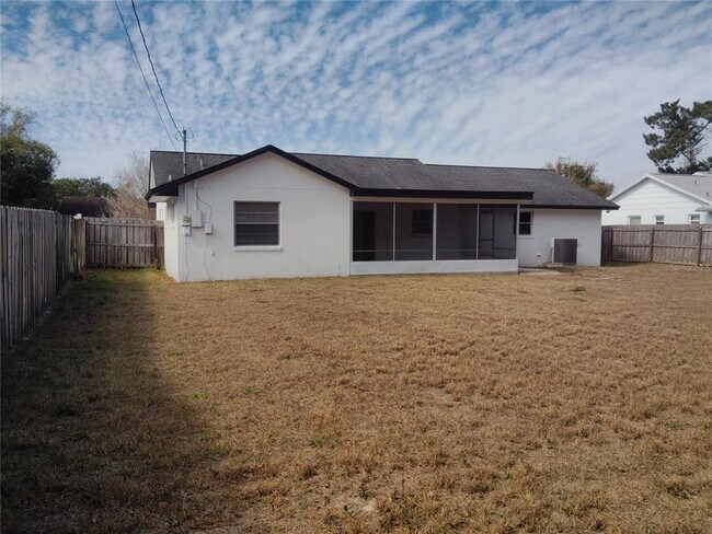 Building Photo - 1669 Tarrytown Ave