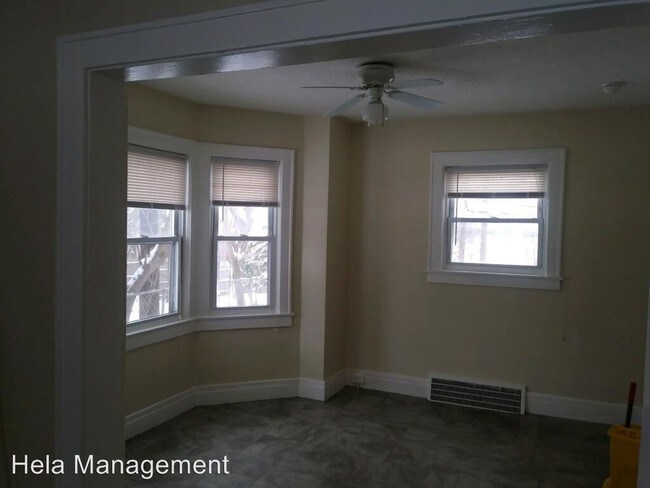 Building Photo - 58 Gage St
