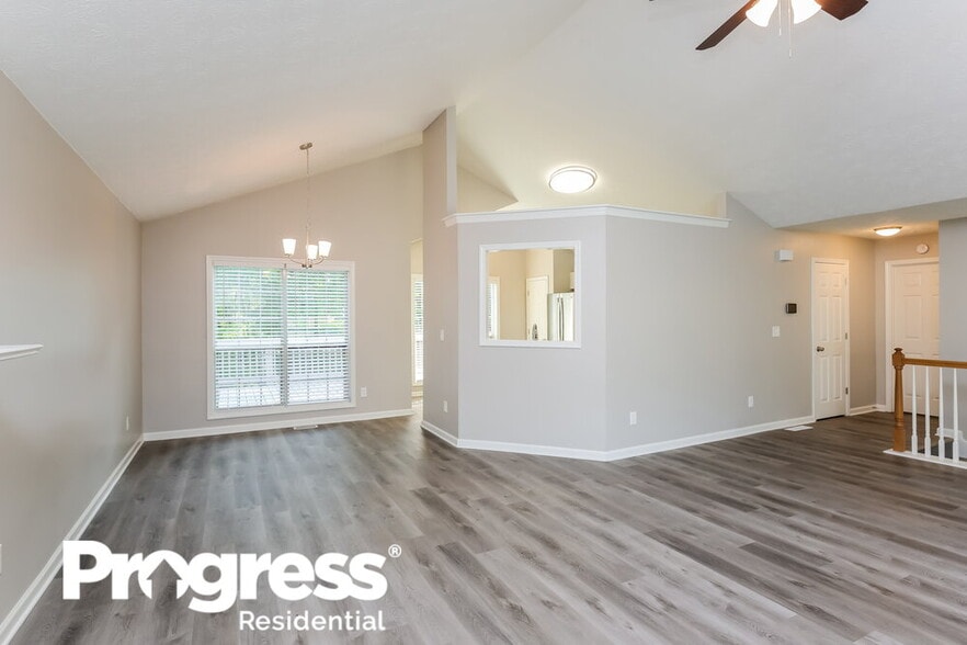 Building Photo - 5965 Tallant Dr