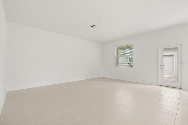 Building Photo - 6053 Meditation Dr