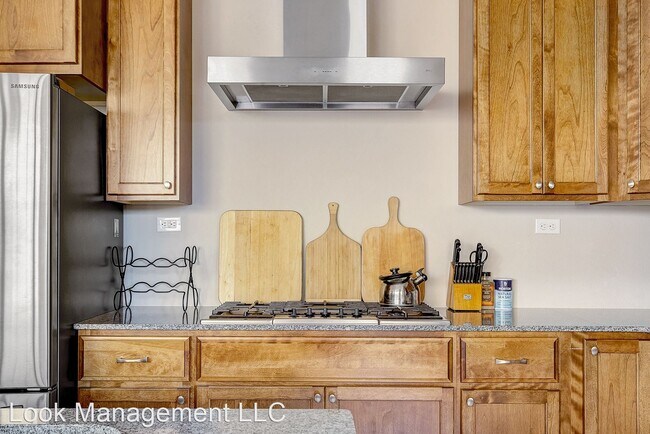 Building Photo - 5 br, 4.5 bath House - 5441 Uinta St