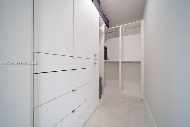 Building Photo - 3436 SW 88th Pl