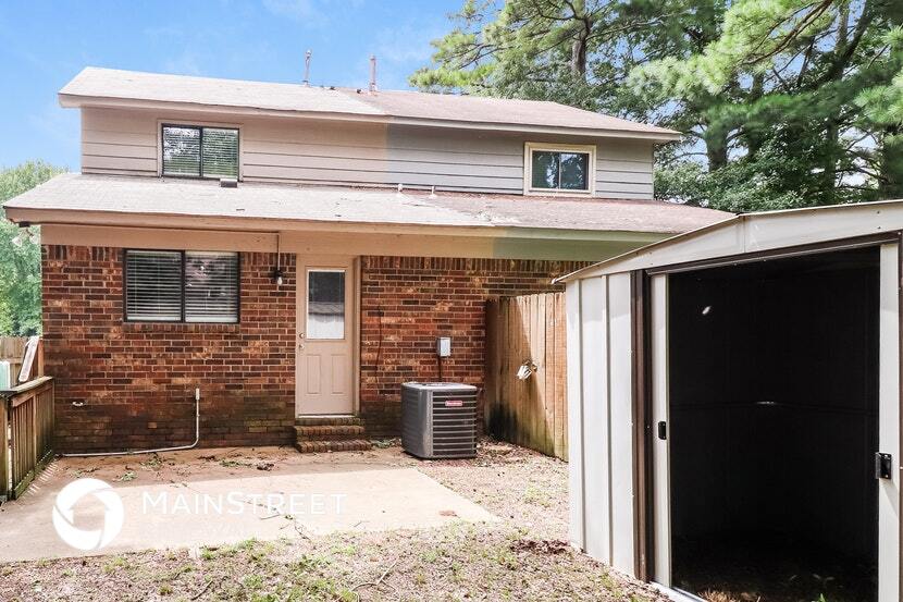 Building Photo - 2156 Oldfield Dr