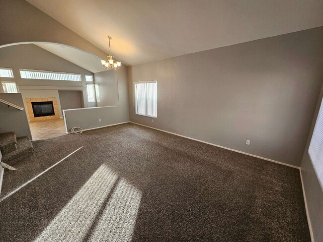 Building Photo - 6030 Blue Autumn St