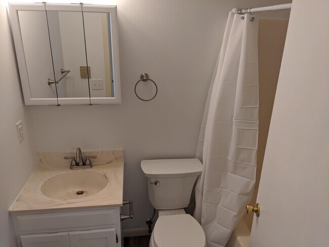 Bath - 3121 W 40th St