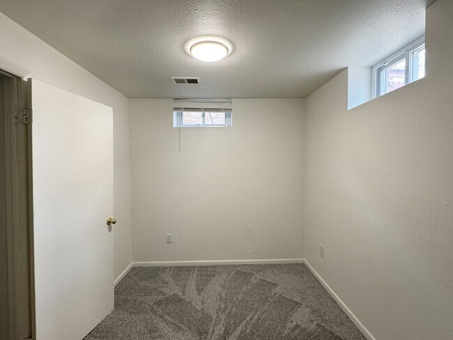 Building Photo - 2530 Xavier St