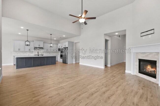 Building Photo - 28080 Woodland Bend Way