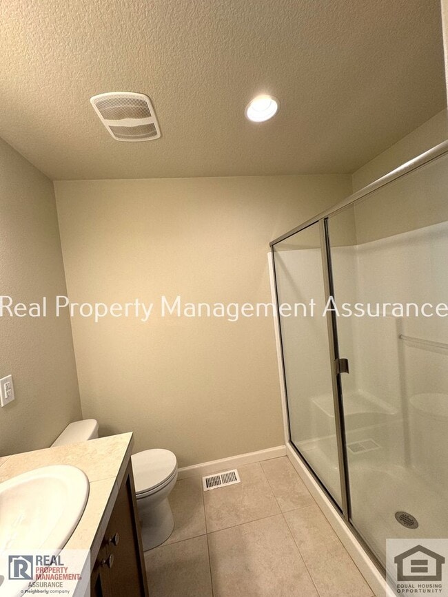 Building Photo - Spacious, well-designed home in desirable River Terrace community in Beaverton/Sherwood!