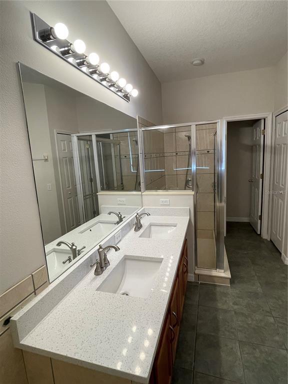 Building Photo - 5118 Santa Ana Dr