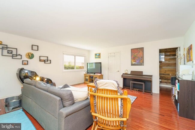 Building Photo - 6224 Capella Ave