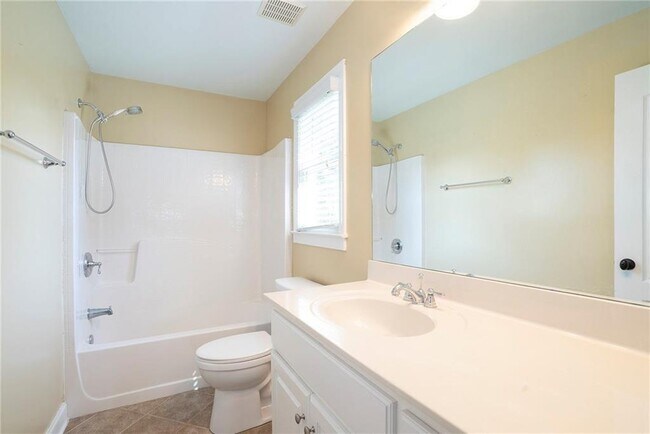 Building Photo - 320 Baymist Dr