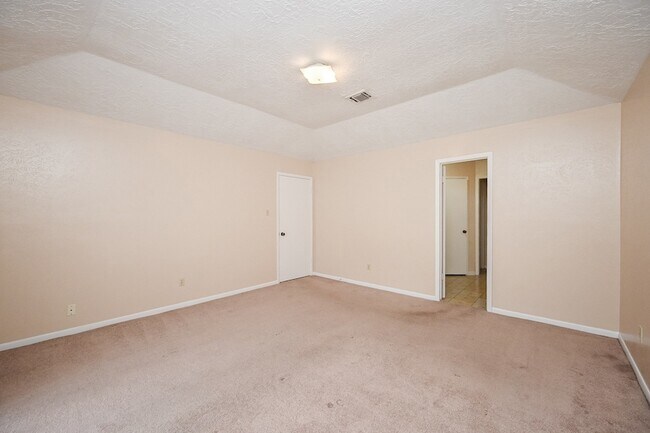 Building Photo - 7918 Chancel Dr