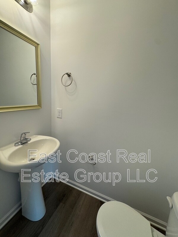 Building Photo - 52 Snowdrop Ct