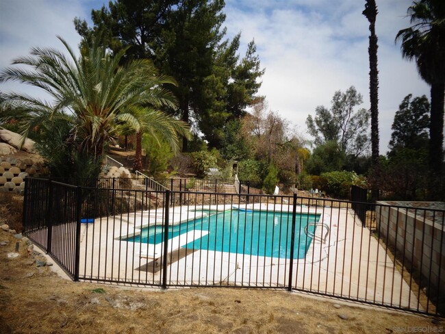 Building Photo - 28560 Lilac Rd