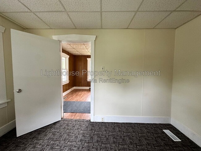 Building Photo - 123 Harris St