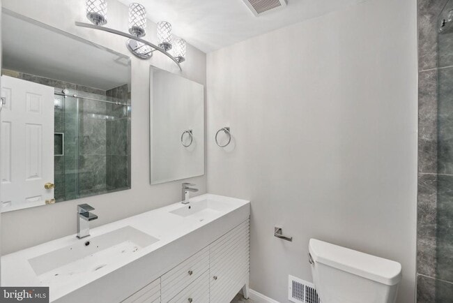 Building Photo - 17762 Chipping Ct