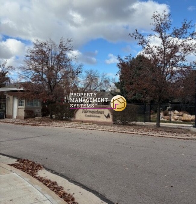 Building Photo - 2 Bedroom Condo in Gated Midvale Community