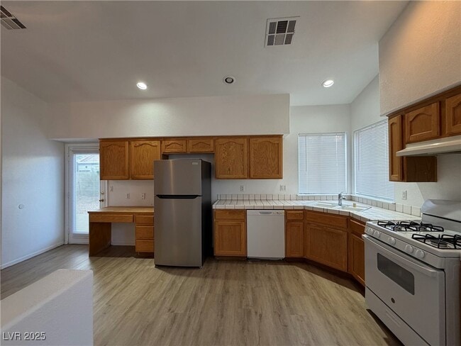 Building Photo - 4616 Imperial Beach Ave