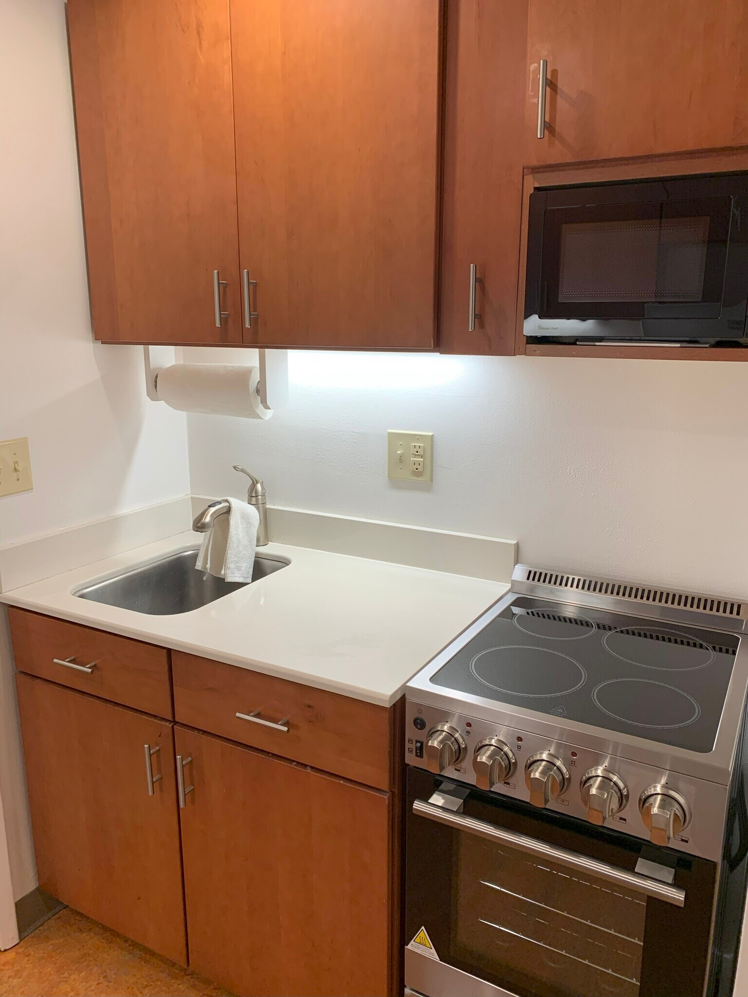 Building Photo - 3513 NE 95th St