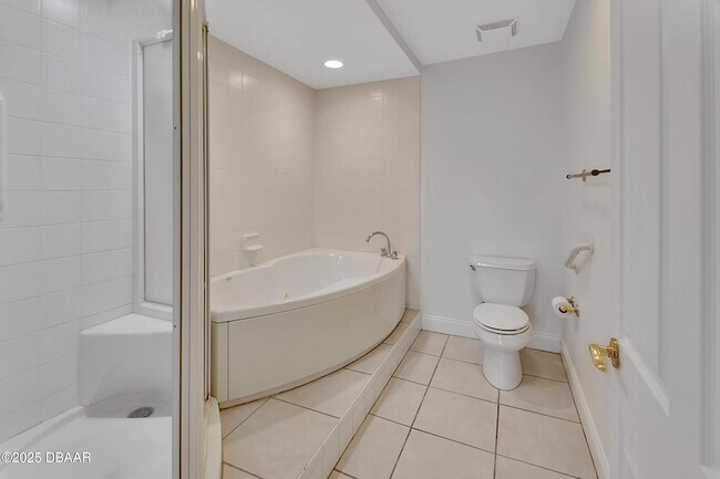 Building Photo - 4623 Rivers Edge Village Ln