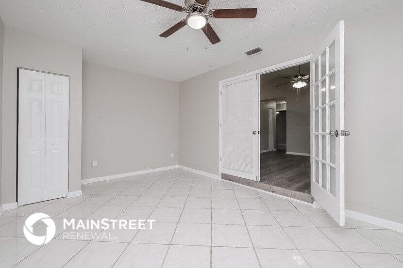 Building Photo - 7220 Exemplar Dr