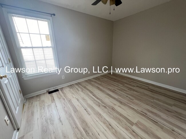 Building Photo - One Level Living in Vinton!