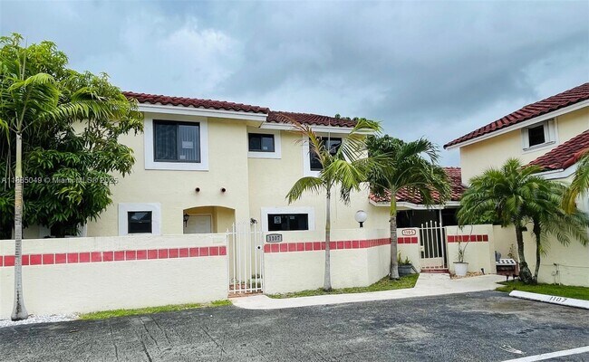 Primary Photo - 1107 San Remo Cir