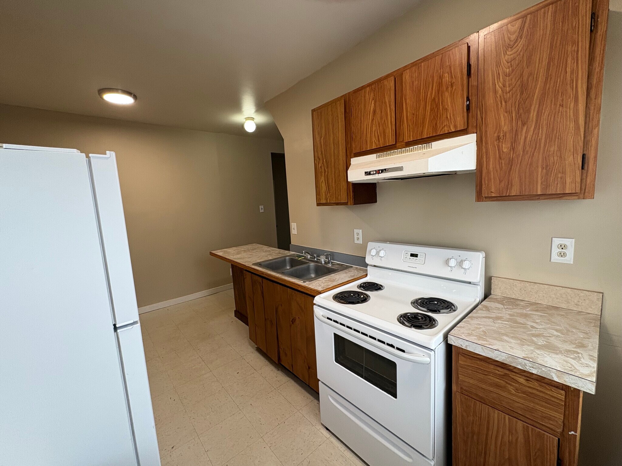 Building Photo - 21 E William St