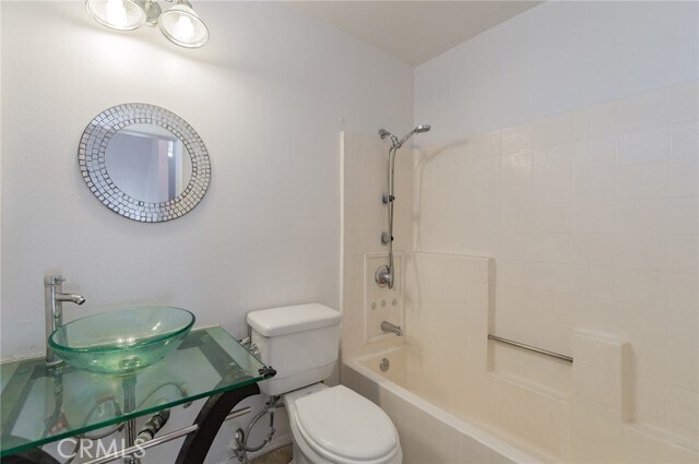 Building Photo - 612 San Gabriel Blvd