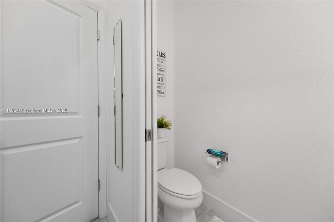 Building Photo - 5182 Eucalyptus Dr