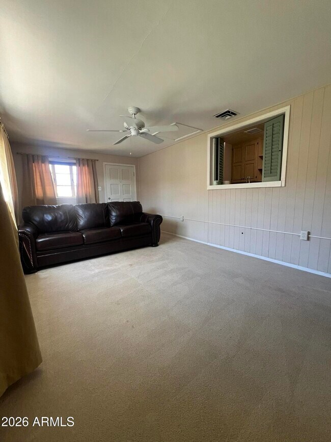 Building Photo - 4121 E Edgemont Ave