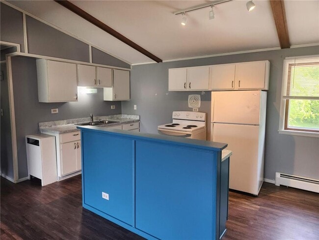Primary Photo - 255 6th Ave NE