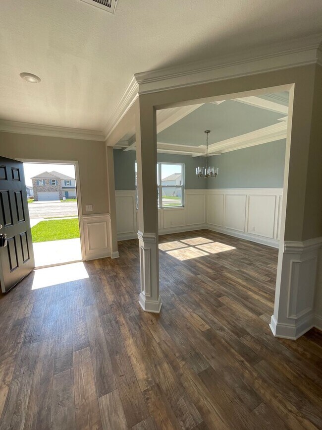 Building Photo - Brady Estates- New Construction  Immediate Move IN