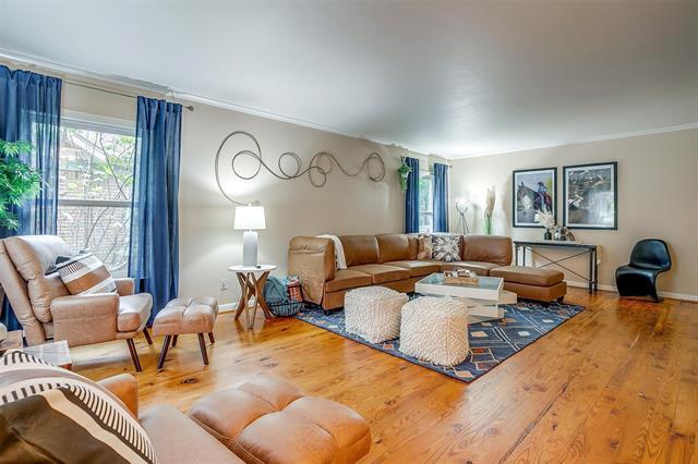 Building Photo - 1505 N Riverside Dr