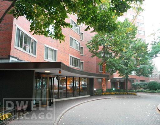 Primary Photo - 1318 N Lake Shore Dr