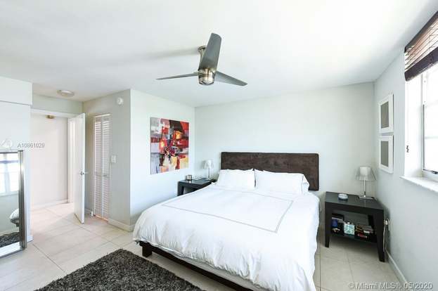 Building Photo - 1357 Collins Ave